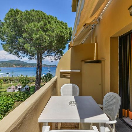 Hotel Le Acacie Capoliveri  Bagian luar foto