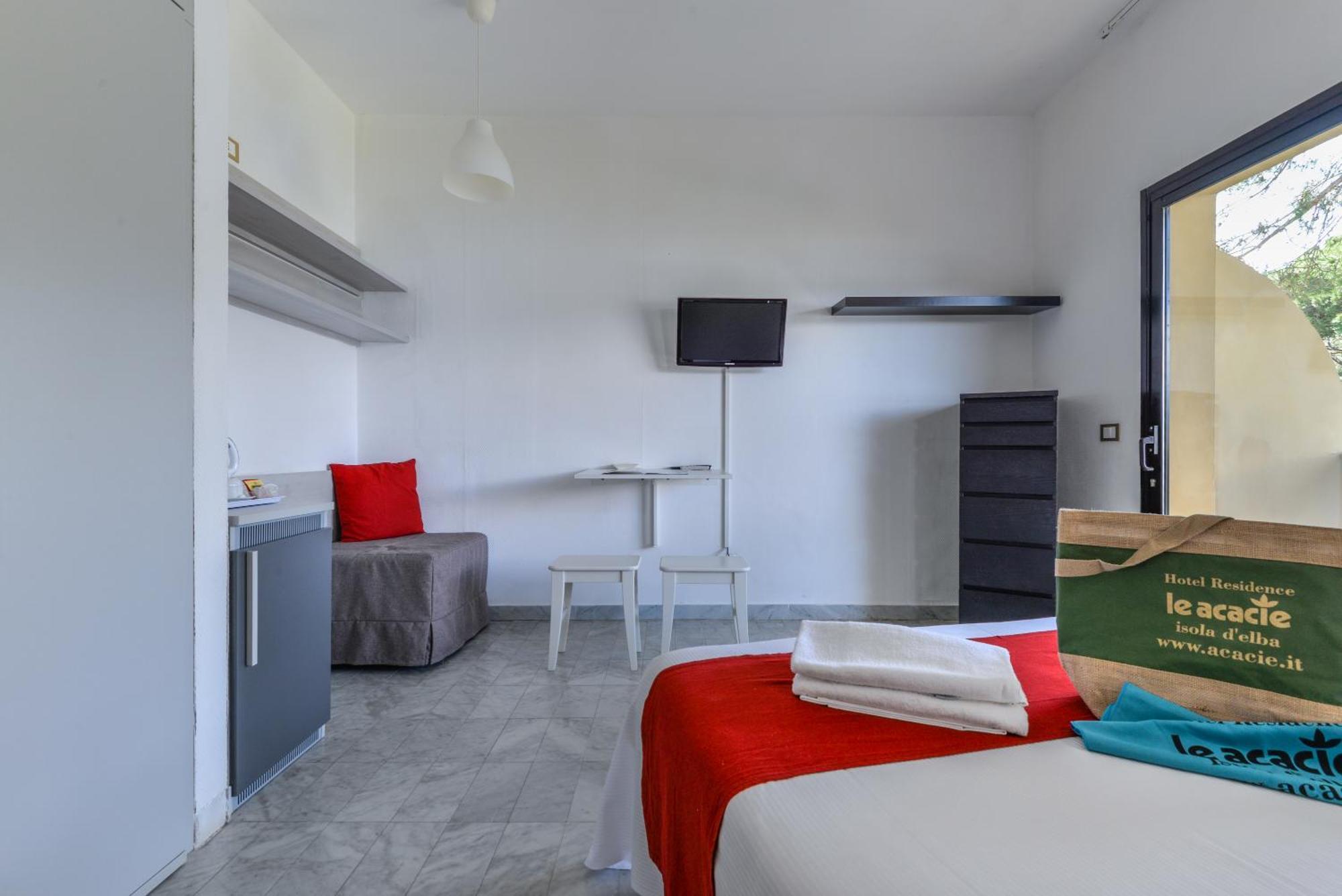 Hotel Le Acacie Capoliveri  Bagian luar foto